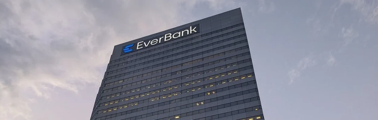 Looking up at the EverBank Center at 301 W. Bay St. in Downtown Jacksonville.