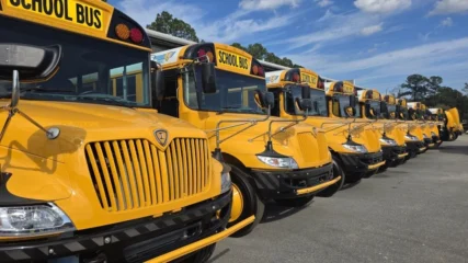Featured image for “Duval school bus drivers threaten strike, but more meetings planned”