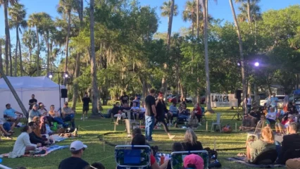 Featured image for “WHAT TO DO | Theatre in the Park; ‘Cut the Fruit’; Clothed life drawing sessions”