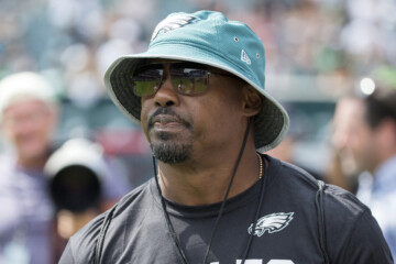 Featured image for “NFL asks Homeland Security to take down video of Jacksonville native Brian Dawkins”
