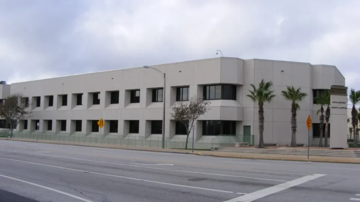 Exterior of Florida's Fifth District Court of Appeal courthouse