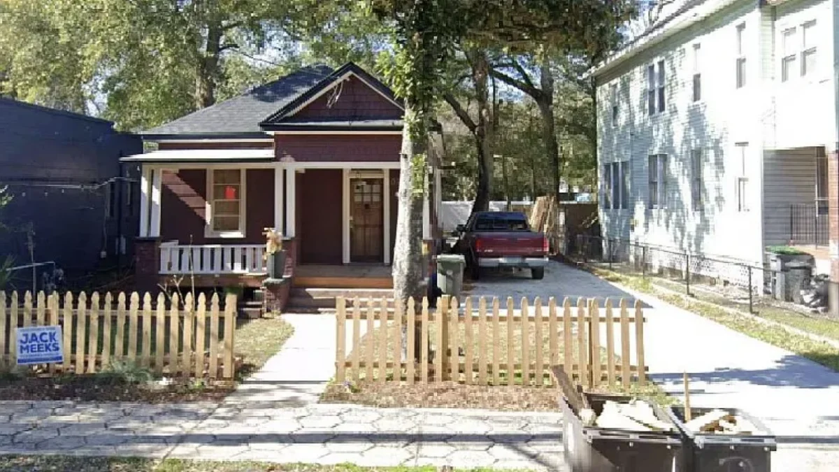 The founders of The District SPR restaurant are planning to open another dining establishment next door at 2030 Walnut St.
